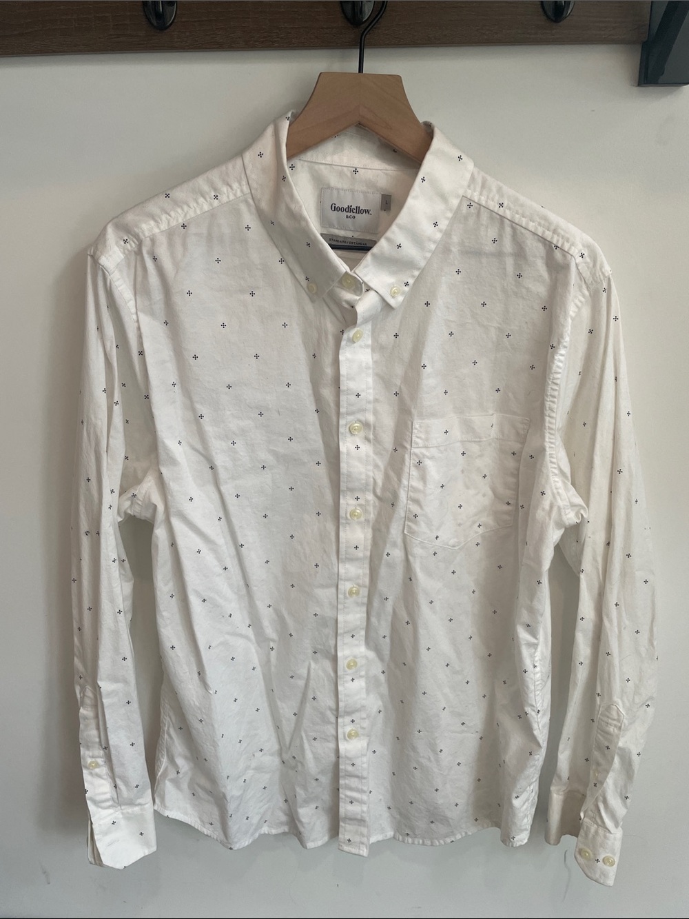 Goodfellow & Co White Button-Up Shirt with Tiny Navy Dots
